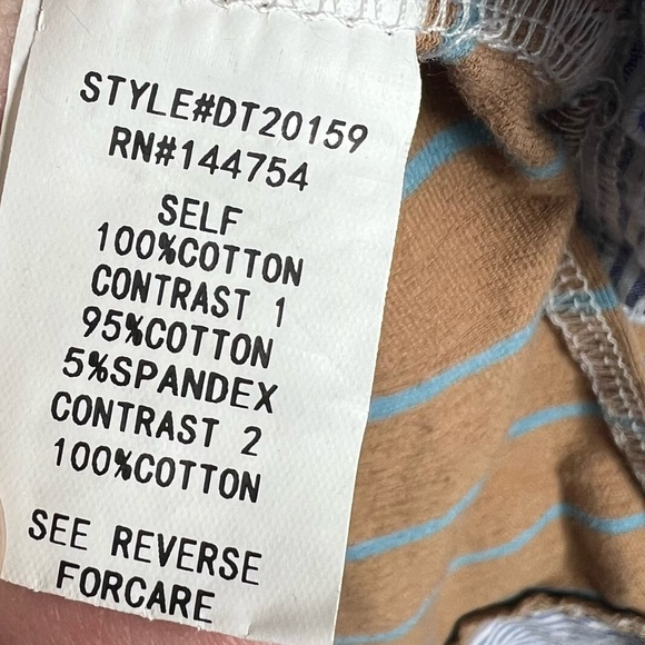 DAVI & DANI Patchwork Collared Button Down Blouse Size Medium - Picture 4 of 7